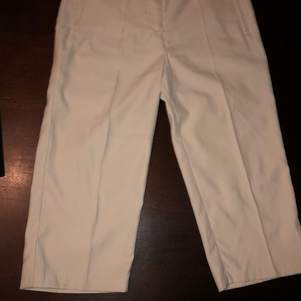 Capris - Picture 5 of 7